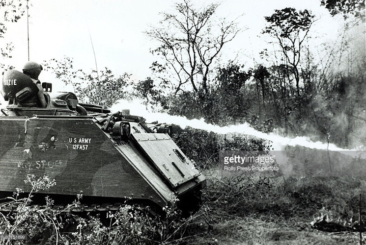 chien dich phung hoang pho bay ban chat da man cua my