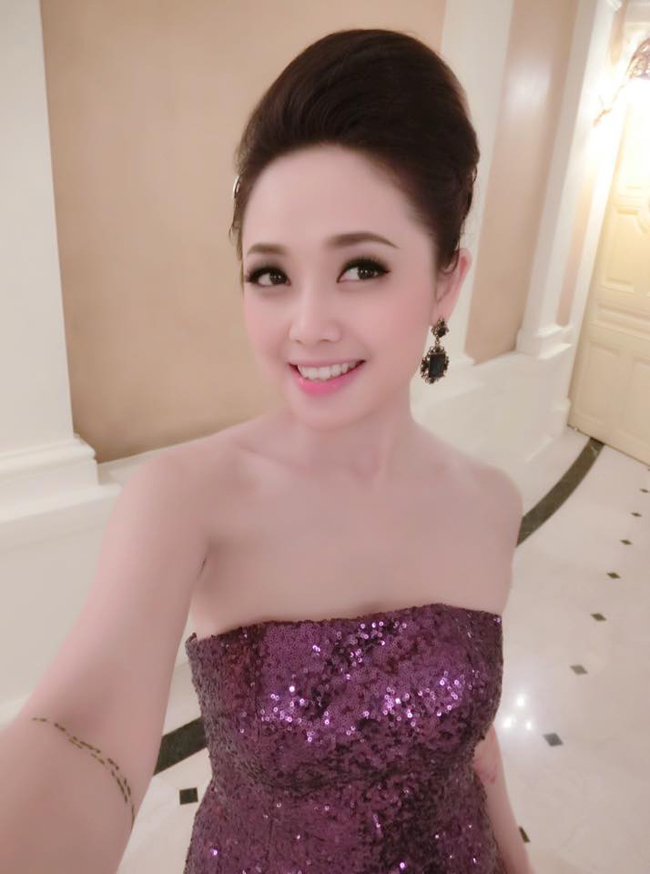 tuoi 32 nu mc vtv vua chia tay nguoi tinh dong gioi van dep bong mat