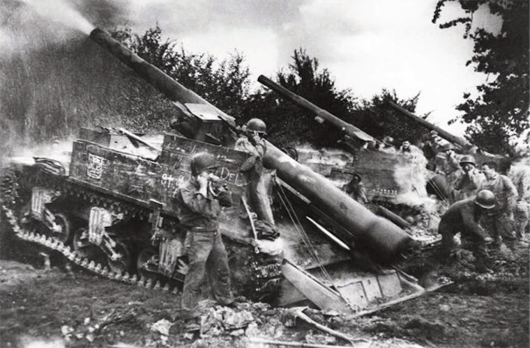 kham pha khau phao huy diet boong ke khung khiep trong cttg 2