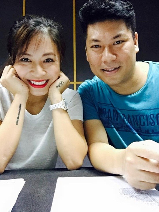 fan choang voi nu btv xinh dep so huu nhieu hinh xam nhat vtv