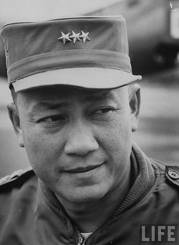 so phan 10 nhan vat quyen luc nhat sai gon sau 1975