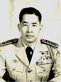 so phan 10 nhan vat quyen luc nhat sai gon sau 1975