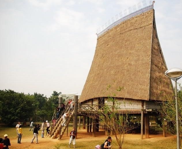 cuoi thang het tien di choi dau o ha noi chi voi 100000d