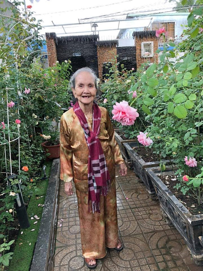 tu 30 nam o nha thue toi chu nhan vuon hoa hong tren 2 ti dong