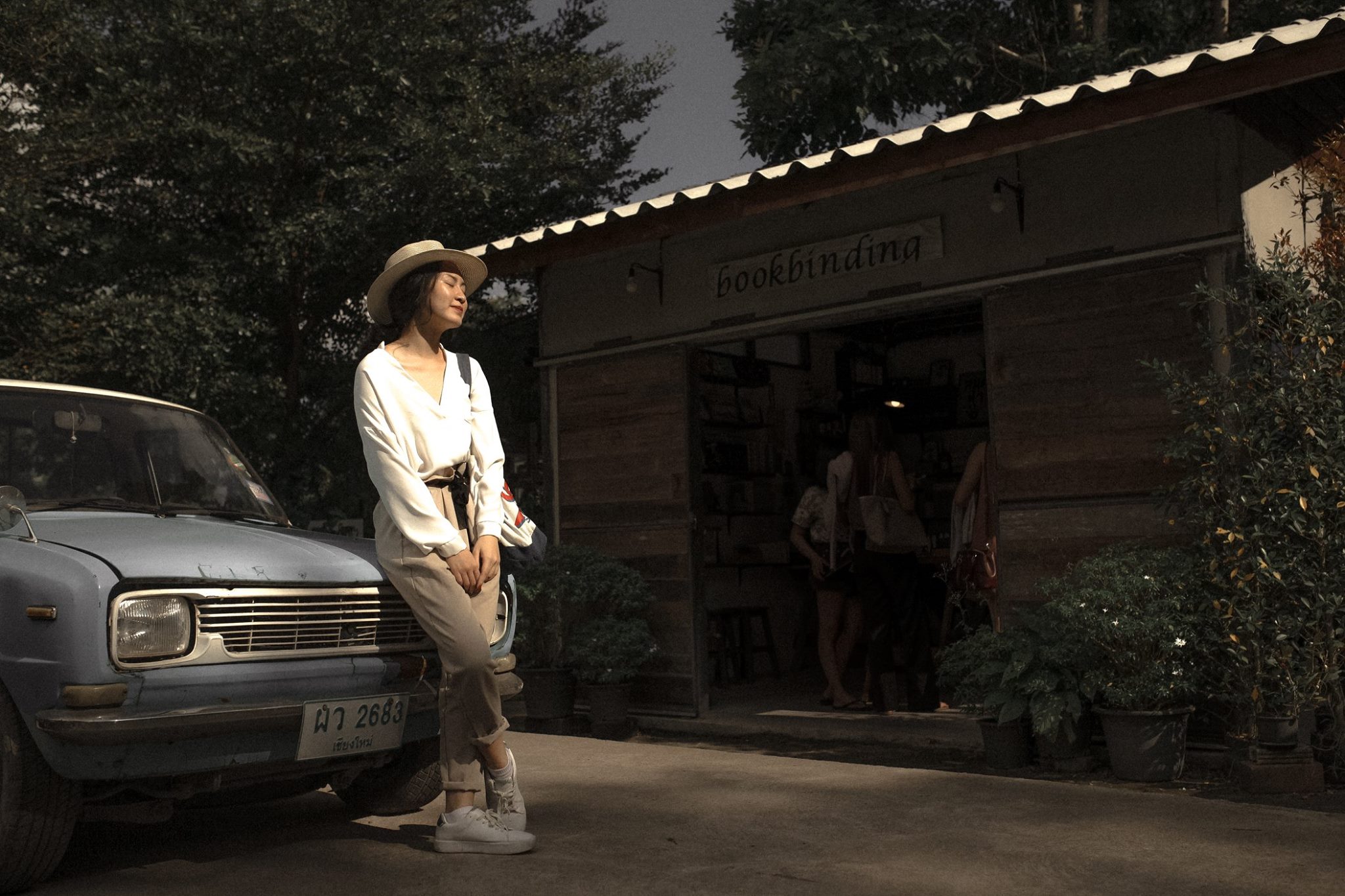 chiang mai dep quen loi ve qua goc check in cua co gai viet