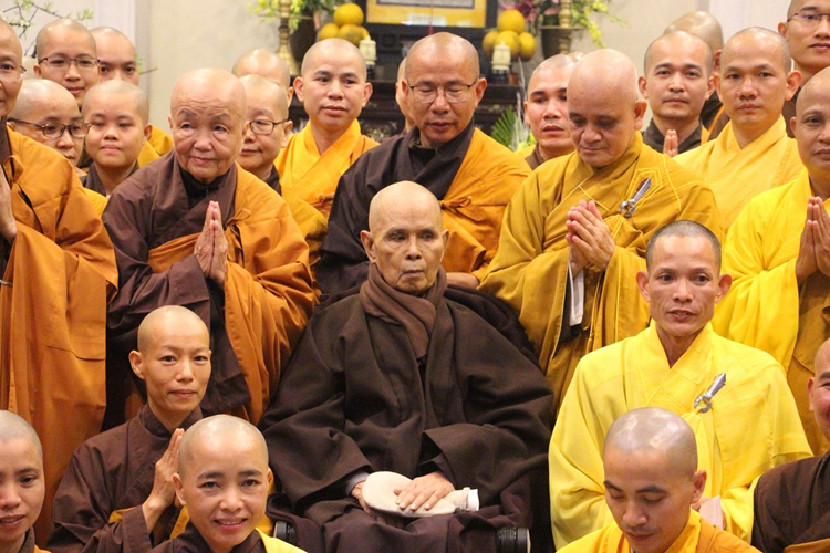 thien su thich nhat hanh duoc trao giai hoa binh luxembourg