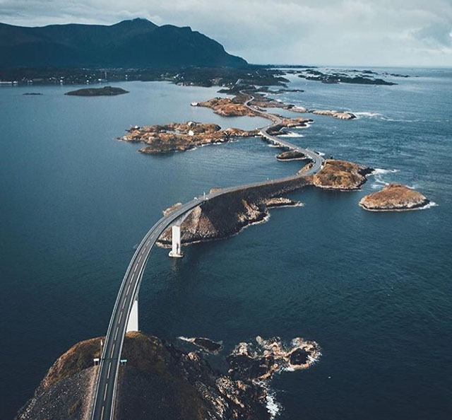 dat cuoc ca tinh mang tren nhung con duong ngoan ngoeo nguy hiem nhat the gioi