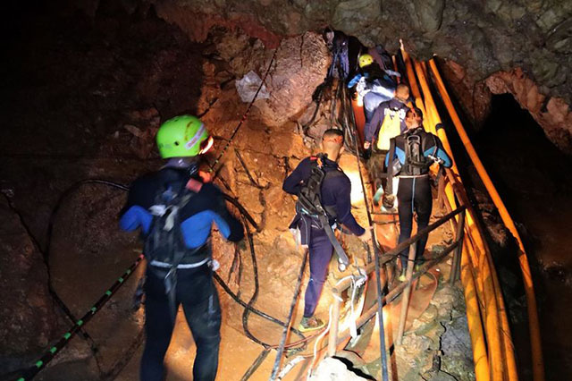 hang dong thai lan noi doi bong nhi mac ket tro thanh diem du lich hap dan