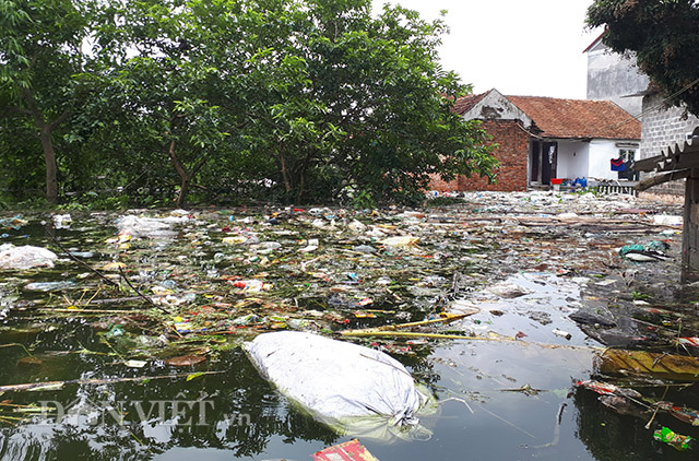 ha noi ngap ngay thu 9 nuoc mat nong dan hoa vao nuoc lu