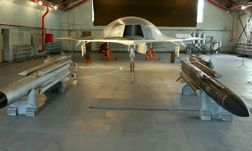 uy luc mau phi co khong nguoi lai tho san nang 20 tan cua nga