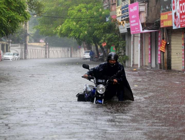 ha noi vua mua to khap nga duong ngap sau