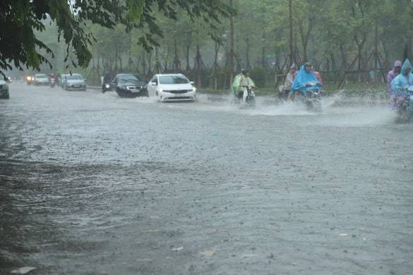 ha noi vua mua to khap nga duong ngap sau