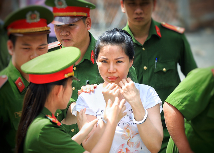 VKS nêu những bất thường trong vụ án bác sĩ Chiêm Quốc Thái bị chém vks neu nhung bat thuong trong vu an bac si chiem quoc thai bi chem