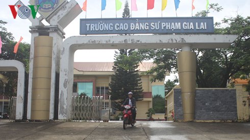 nhieu truong cao dang trung cap o gia lai doi du hang tram giang vien
