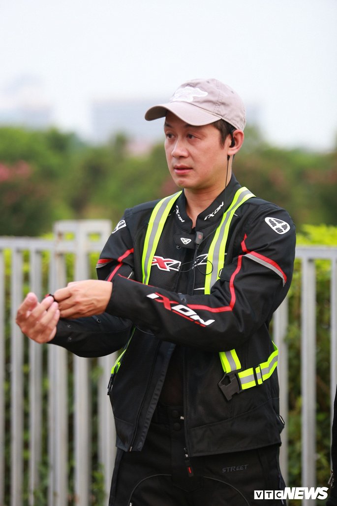 anh mc anh tuan dan dau doan ha noi hoi tu dan mo to khung 3 mien