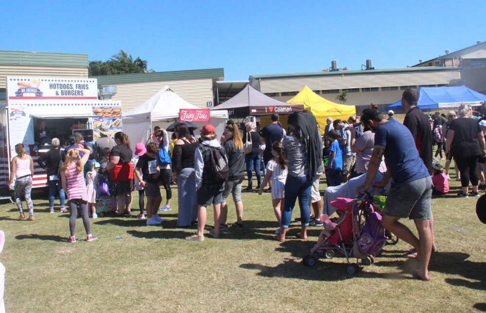 du khach viet chung kien dieu bat ngo o austrailia