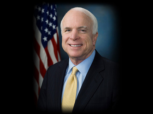 tang le john mccain dien ra theo nghi thuc danh cho nguoi xuat chung