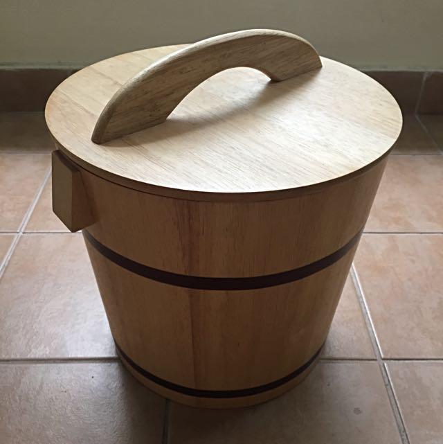 vi tri chuan dat thung gao trong nha giup gia chu tien vao nhu nuoc