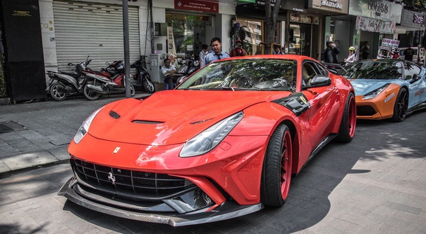 hang loat sieu xe chuc ty ve tay dai gia viet