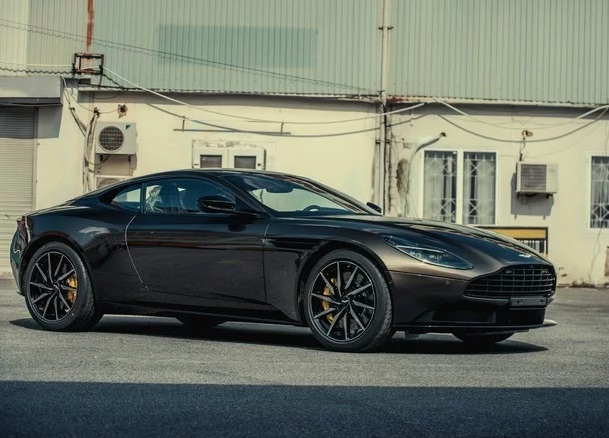 hang loat sieu xe chuc ty ve tay dai gia viet