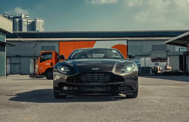 hang loat sieu xe chuc ty ve tay dai gia viet