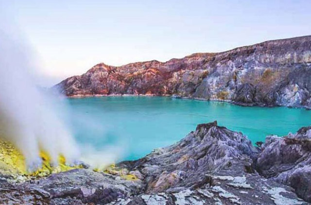 khong phai la ao anh ngon lui lua ruc chay mau xanh nay hoan toan co that