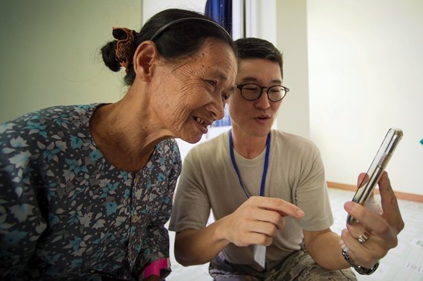 khong luc my kham benh xay truong cho nguoi dan quang nam