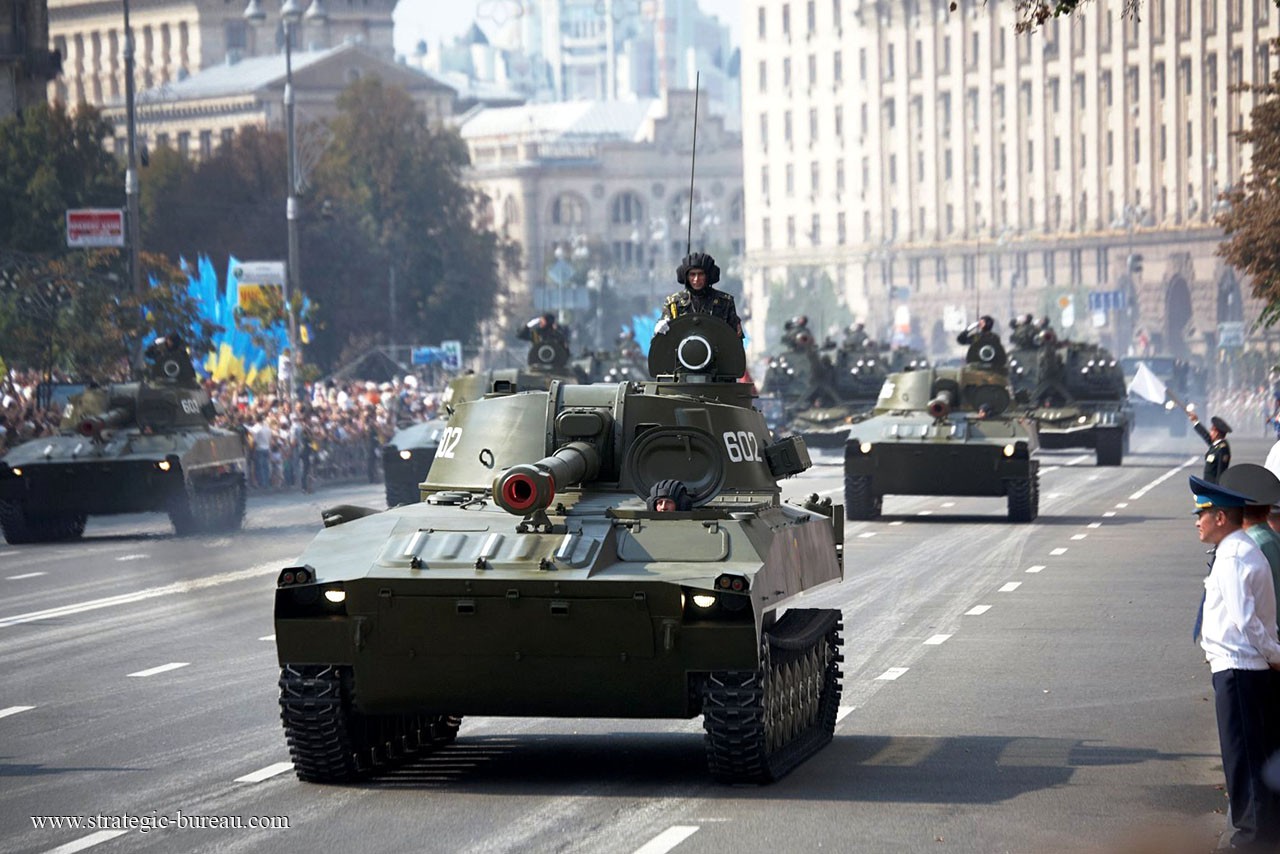 anh ban roi lai mua phao tu hanh con bi cuc cua quan doi ukraine