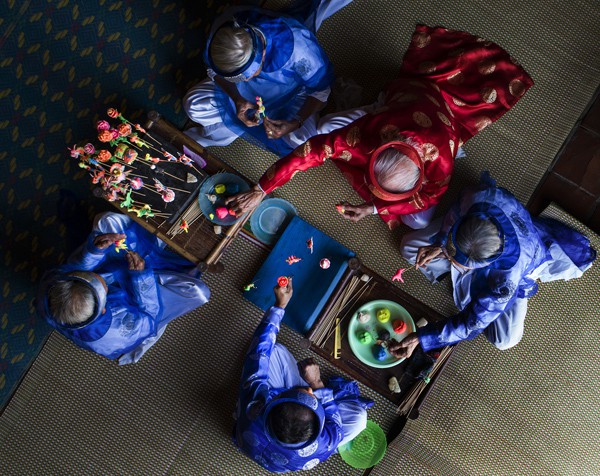 anh hinh anh song dong ve ha noi thoi hien dai voi cai nhin than thuong