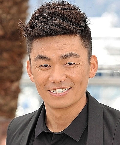 Em trai là triệu phú, anh trai cặm cụi bán hàng rong em trai la trieu phu anh trai cam cui ban hang rong