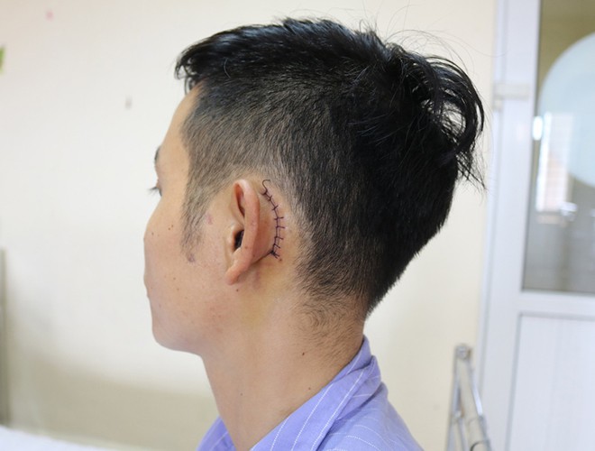 anh nguy hiem chet nguoi cua viec dung dien thoai khi sac