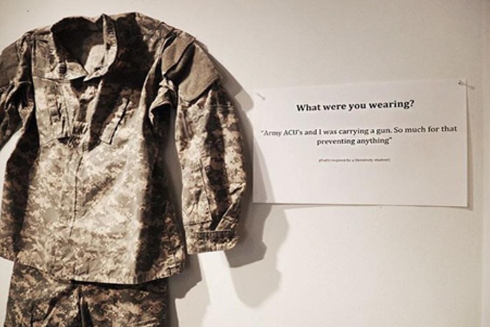 nhung trien lam nghe thuat gay soc dau tranh cho nu quyen