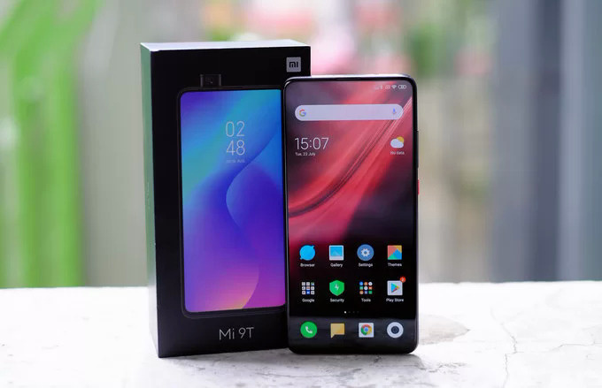 4 smartphone tam trung cau hinh manh