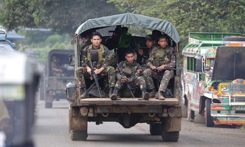 quan doi philippines giai cuu tat ca con tin tai marawi