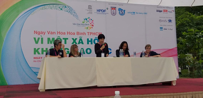 bao luc tren mang xa hoi loi thoat nao cho nhung cuoc chien