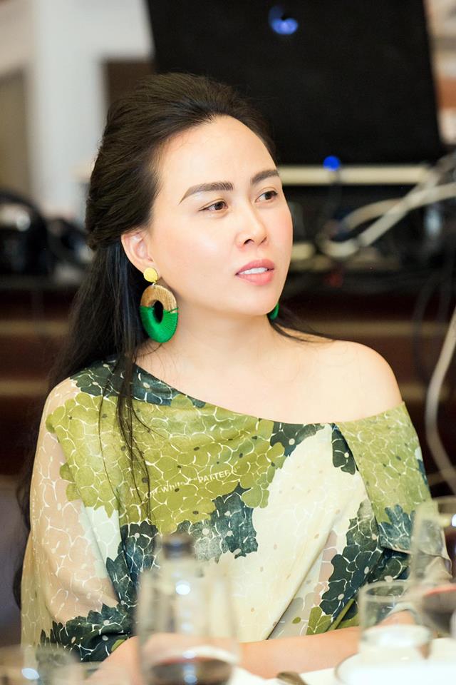 chan dung nguoi phu nu quach ngoc ngoan cong khai goi la vo