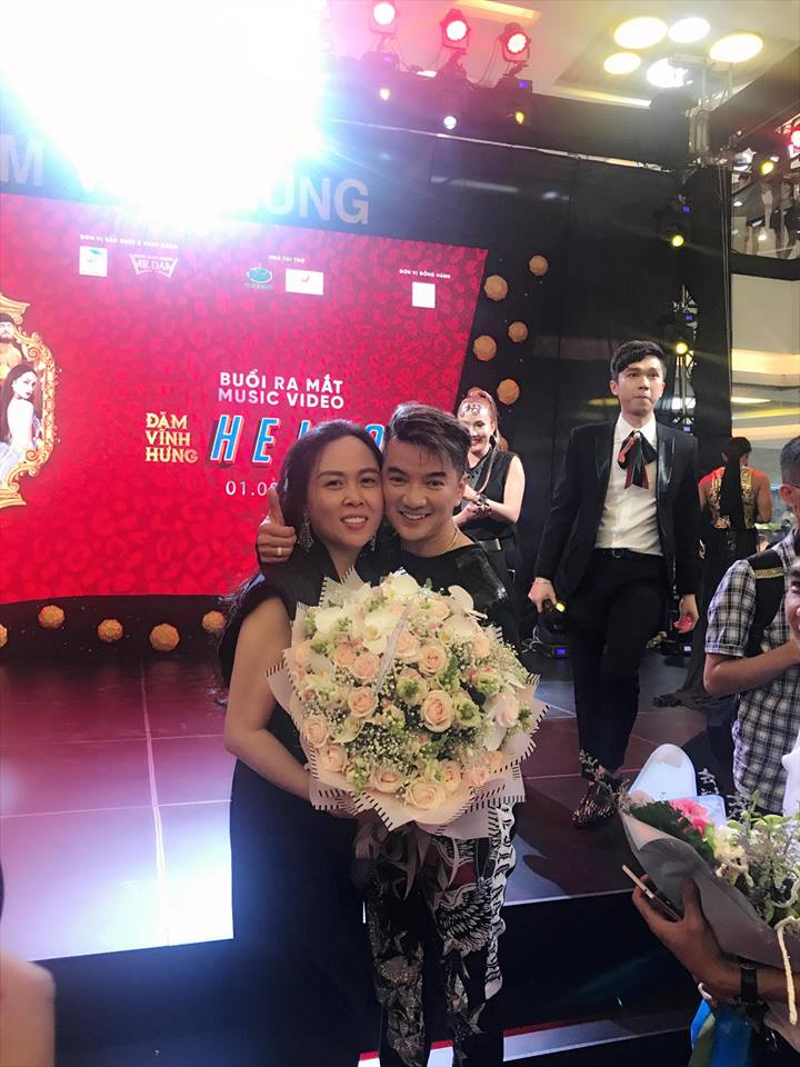 chan dung nguoi phu nu quach ngoc ngoan cong khai goi la vo