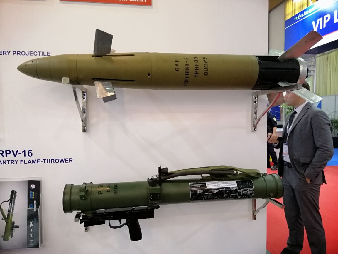 anh nhung vu khi toi tan duoc trung bay tai trien lam dse vietnam 2019