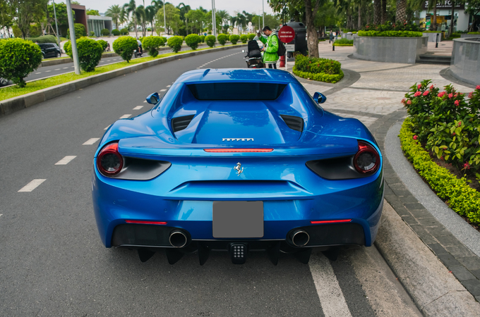 ferrari 488 spider dau tien tai viet nam ngua chung mot thoi vnexpress