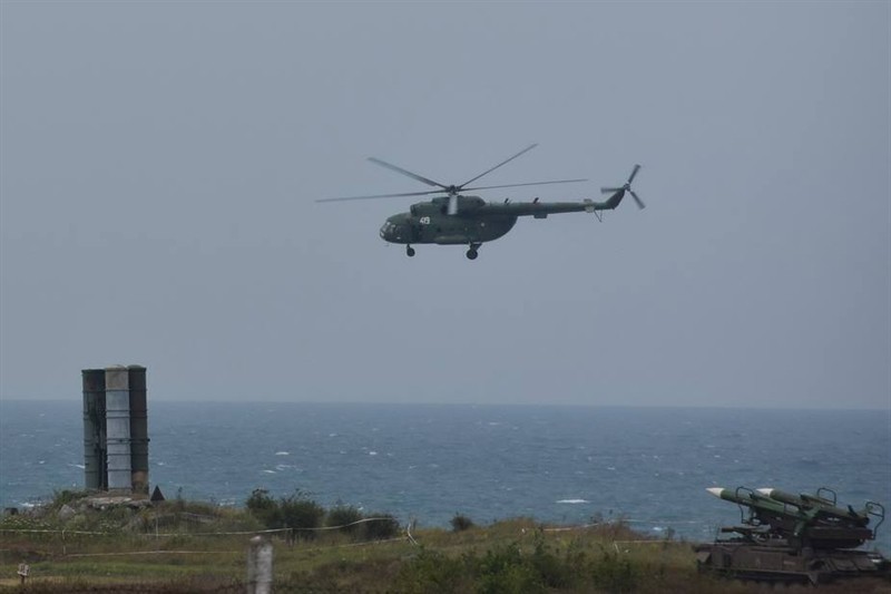 anh dung 3 ngon tay than chet de doa nga lieu ukraine co qua lieu linh