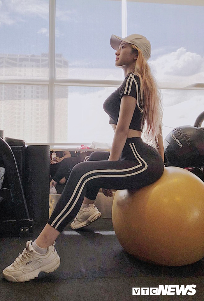 Ảnh: Hot girl phòng gym chia sẻ bí quyết để có dáng vóc chuẩn anh hot girl phong gym chia se bi quyet de co dang voc chuan
