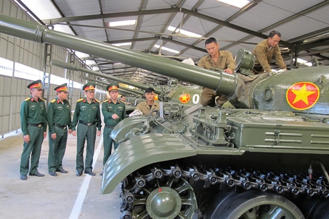 t 62 tu niem cat ra truc chien sau khi t 90 ve nuoc