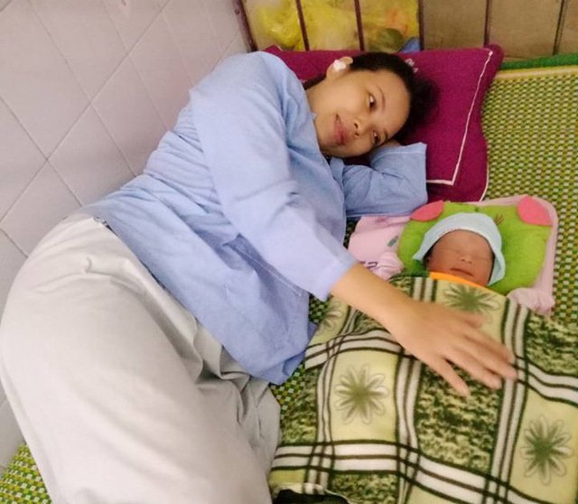 cap doi chong kem vo 13 tuoi o thanh hoa hanh phuc don con trai dau long