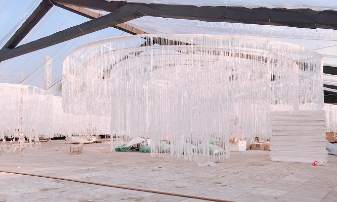 cap doi thai nguyen chi 4 ty trang tri tiec cuoi gay sot