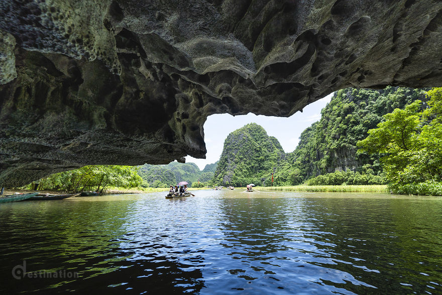 tam coc dep ngo ngang trong mat du khach nuoc ngoai