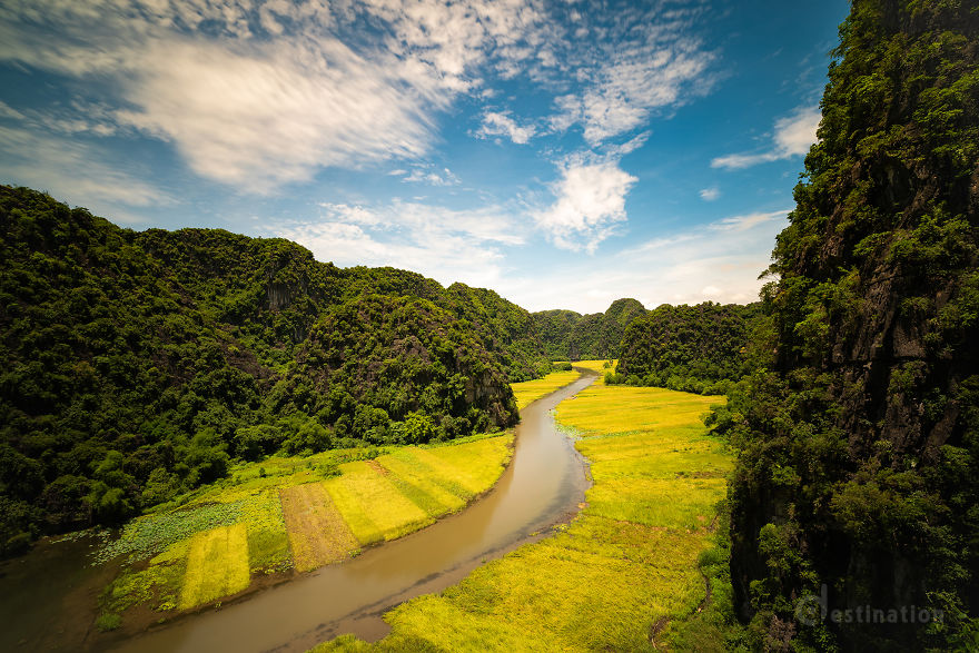 tam coc dep ngo ngang trong mat du khach nuoc ngoai