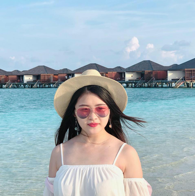 Nhan sắc xinh đẹp của 4 nữ CĐV nổi như cồn khi đi xem AFF Cup nhan sac xinh dep cua 4 nu cdv noi nhu con khi di xem aff cup