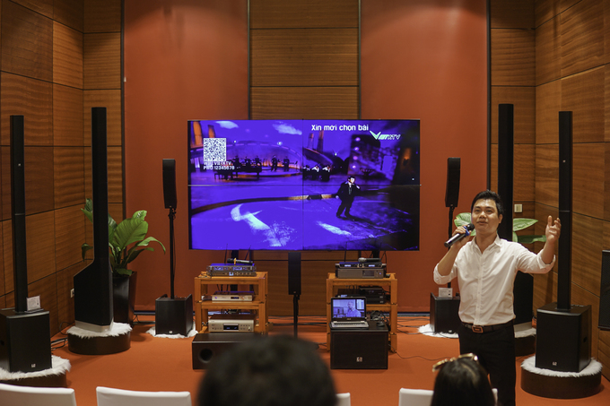 dan am thanh chuc ty dong trinh dien