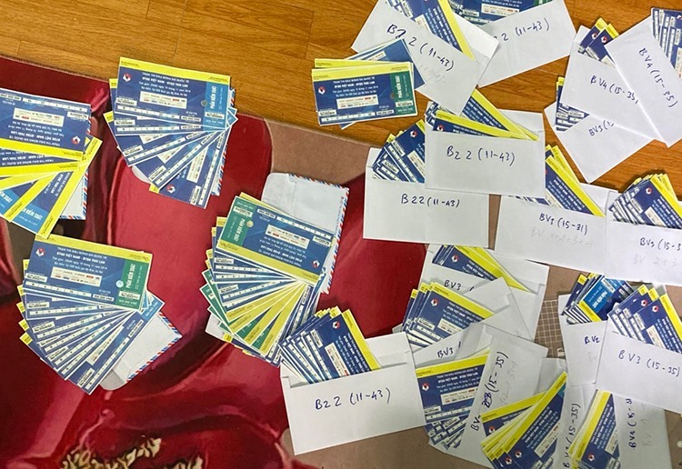 thu doan san xuat ve xem bong da gia