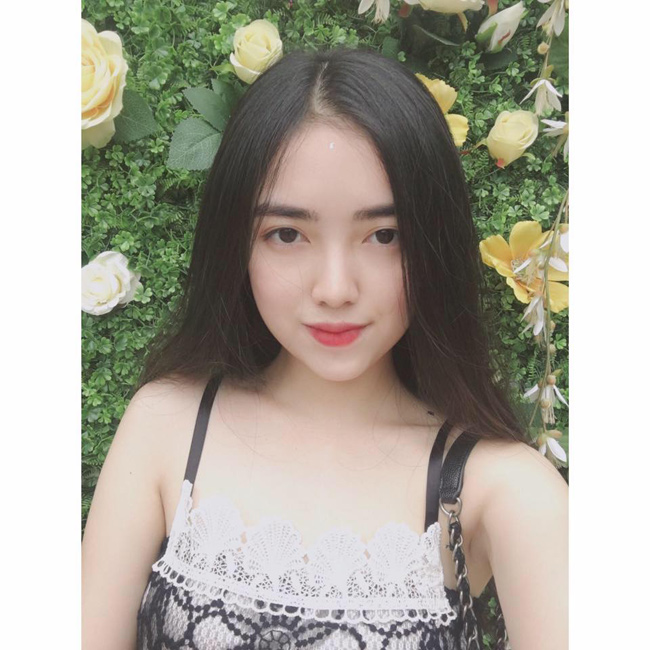 Hội "bạn gái tin đồn" cứ lộ diện là gây sốt của tuyển Việt Nam hoi ban gai tin don cu lo dien la gay sot cua tuyen viet nam